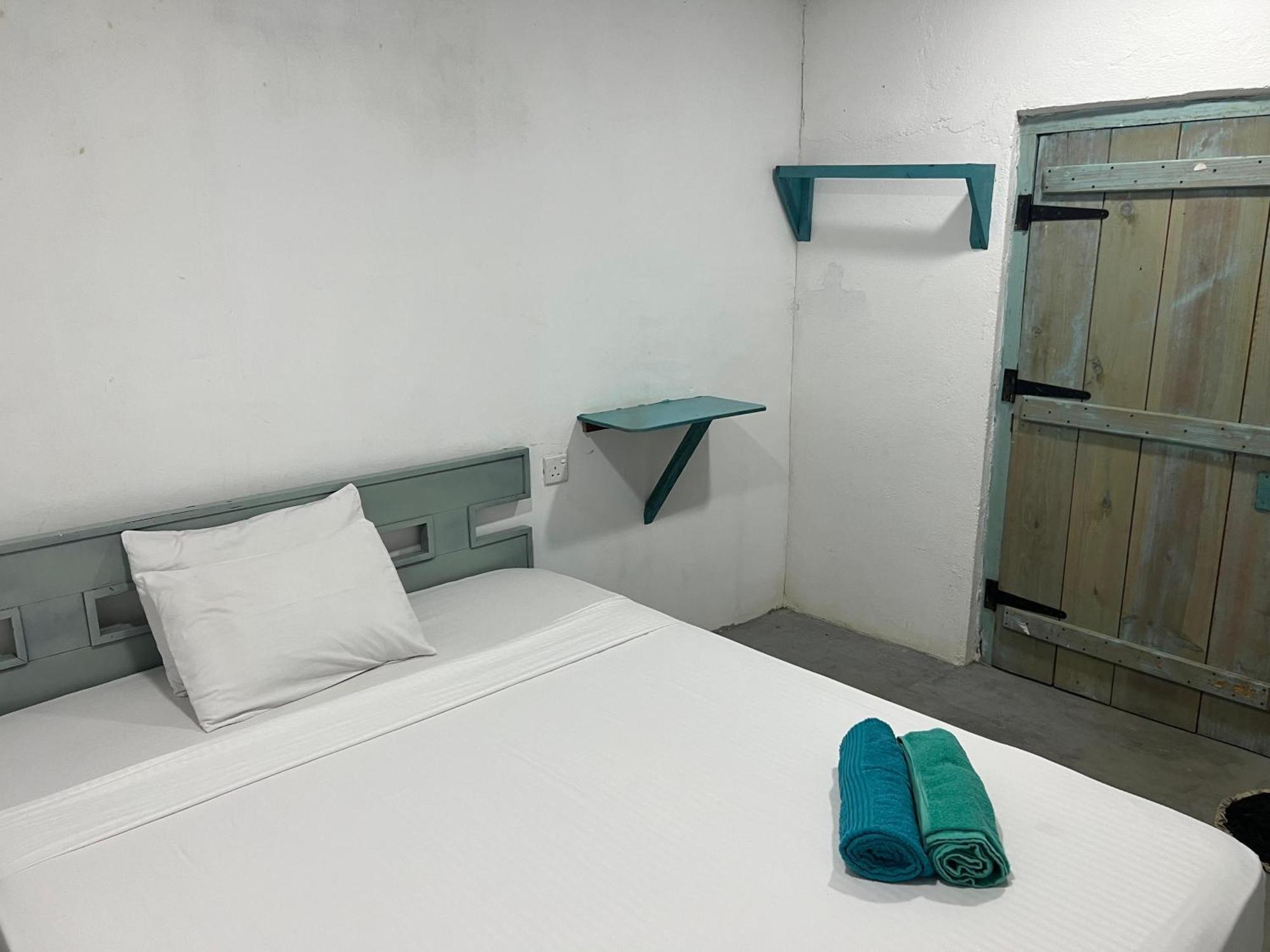 Cactus Arugambay Hostel Аругам Бей Екстериор снимка